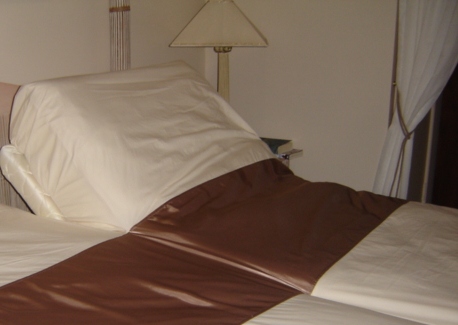 bed photos 016.jpg